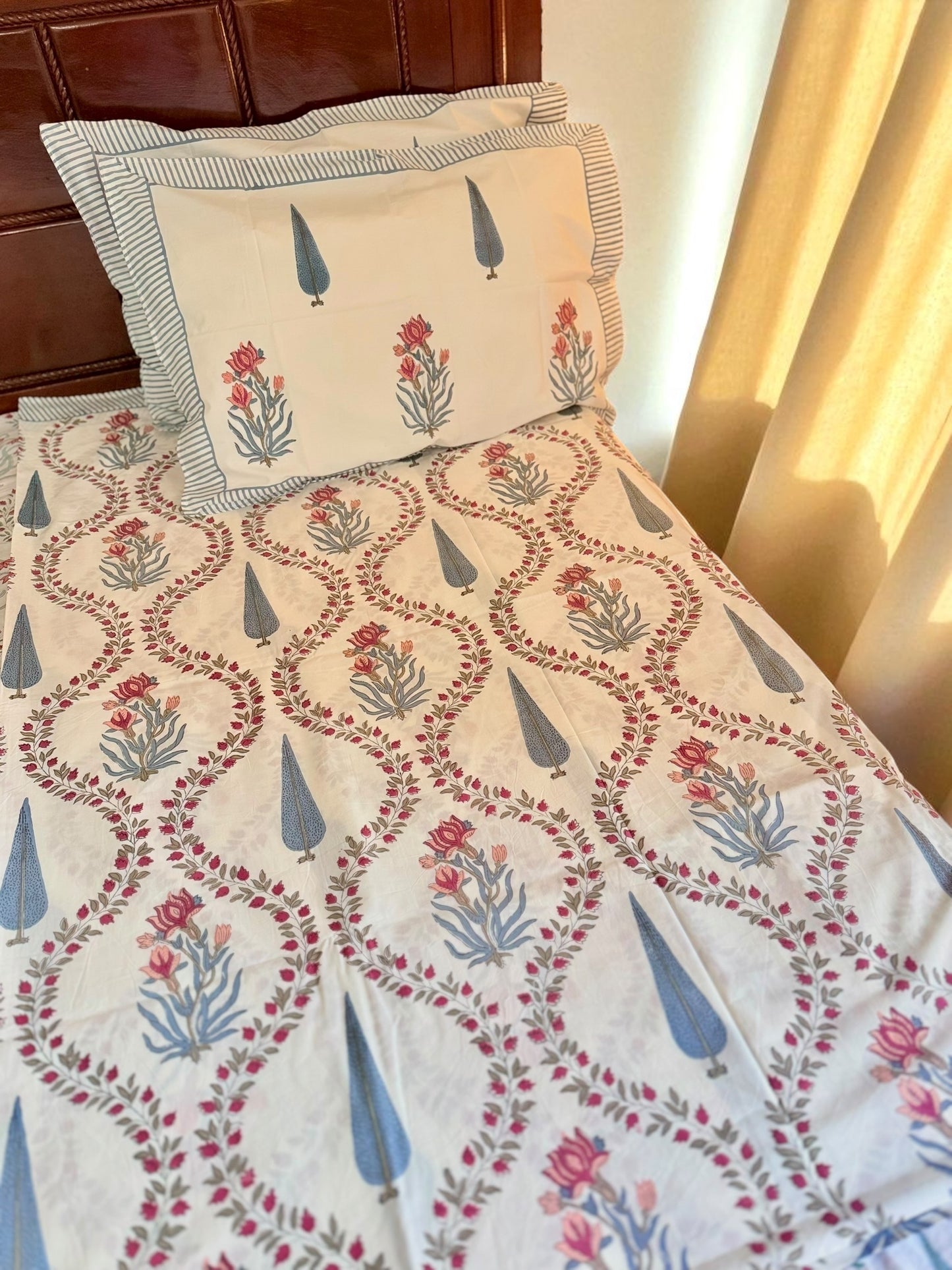Gulnaar Lattice Handblock Printed Cotton Bedsheet