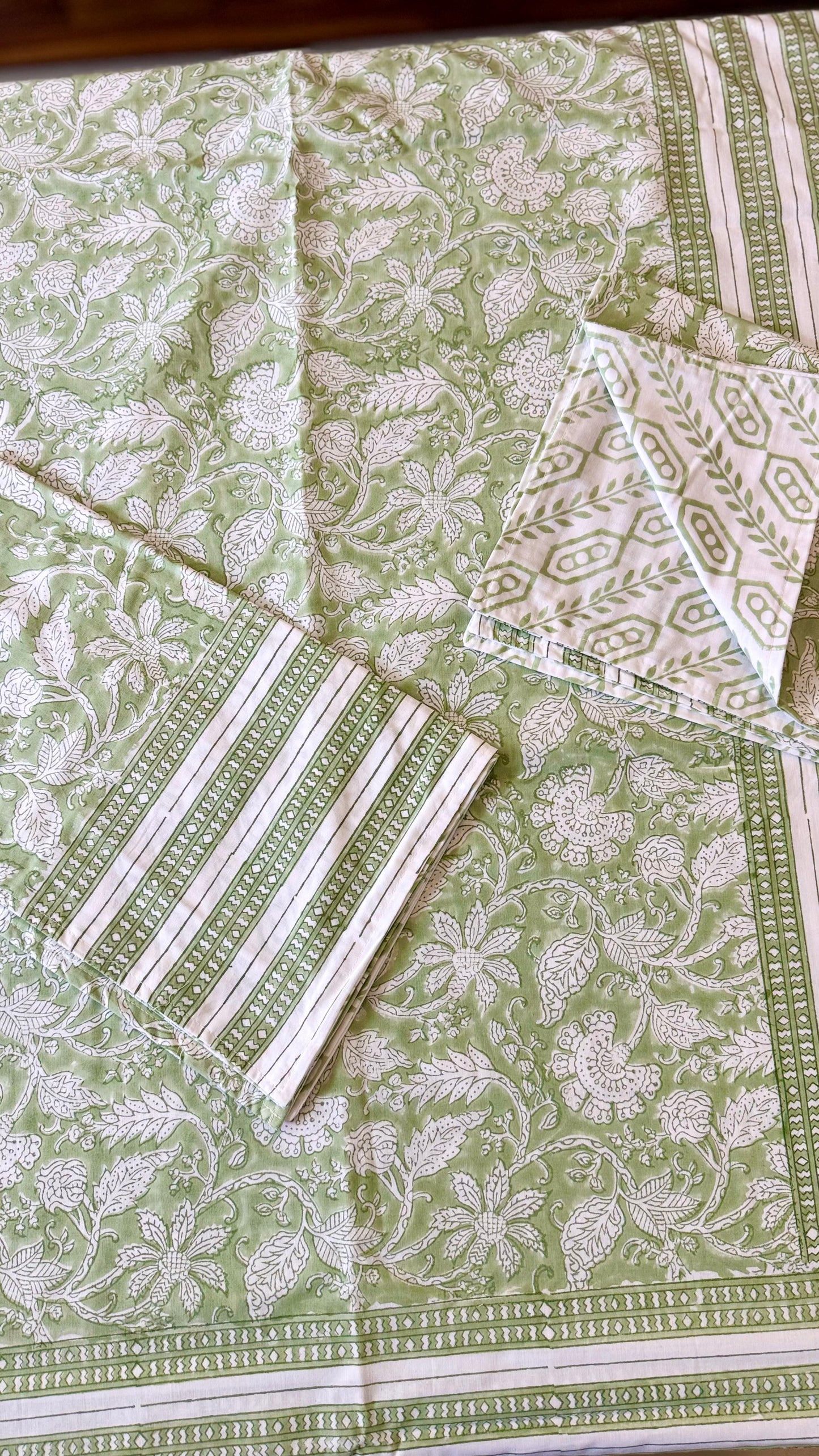 Meadow Vine Handblock Printed Bedsheet