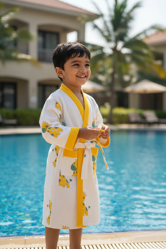 Kids yellow Giraffe Bathrobe
