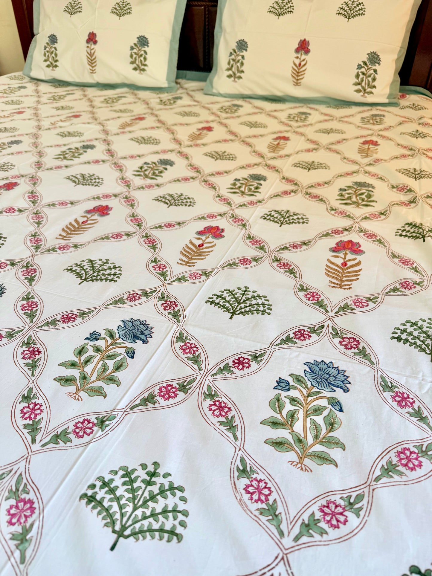 Phool Jaal Handblock Printed Cotton Bedsheet